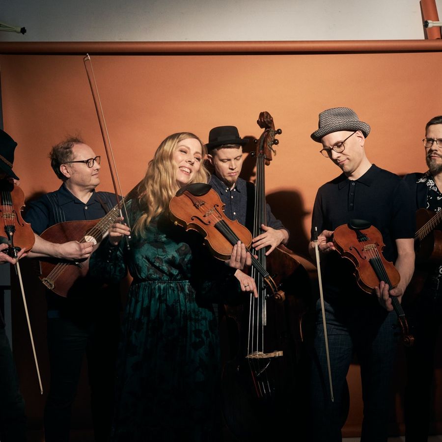 Hot fiddles from cool Finland - Frigg 