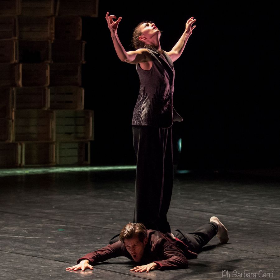 Hamlet - ImPerfect Dancers