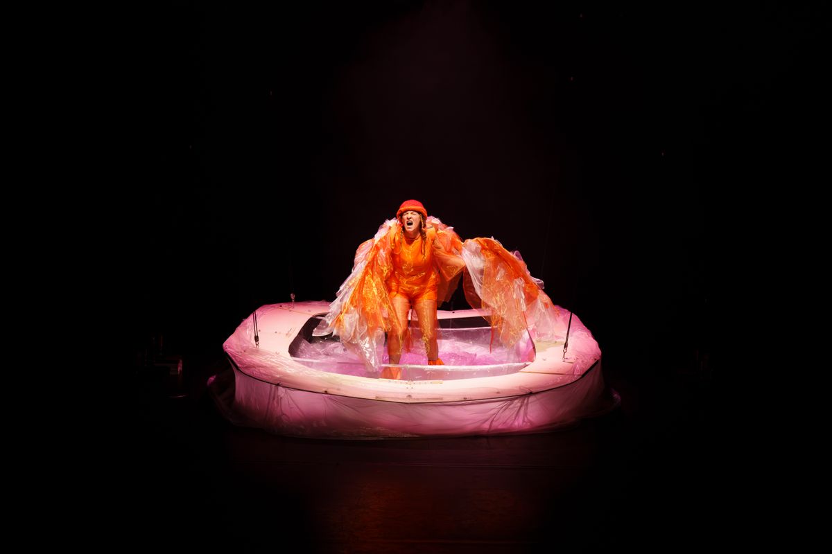 scènefoto 'o+o=8' van Marie-Christine Verheyen