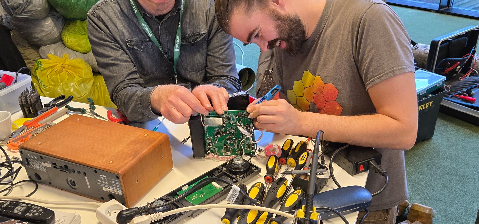 DINAMO - Repair Café