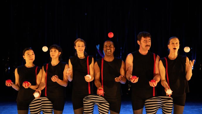 Gandini Juggling - Heka 