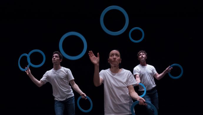 Gandini Juggling (VK) - LIFE - A love letter to Merce Cunningham